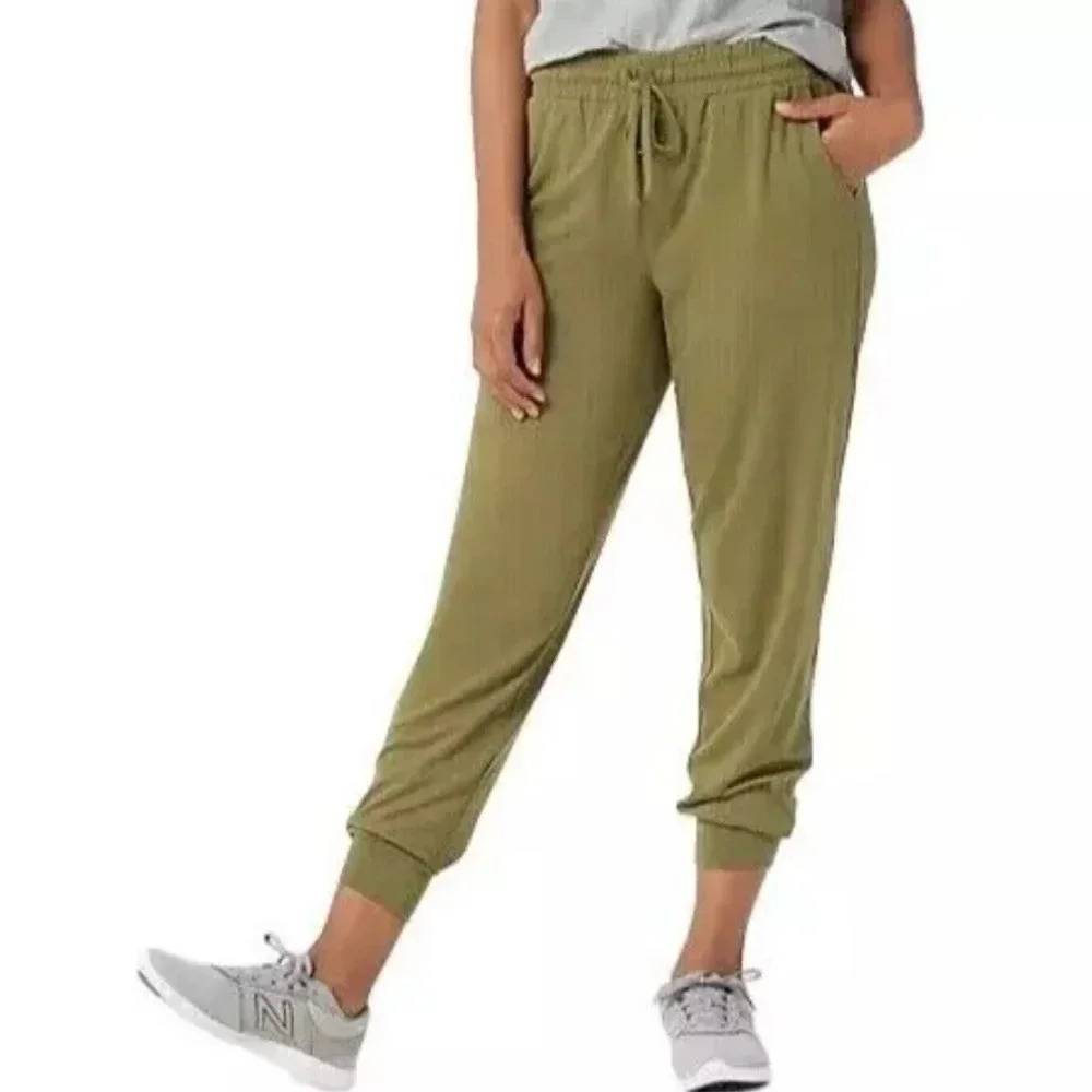 Anybody Women’s Polyester and Spandex Light Olive Lightweight Cuffed Joggers M